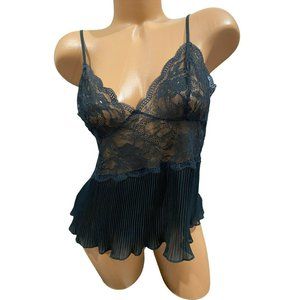 Victoria's Secret Sexy Black Nightie Top Lace Medium Cami Blouse‎ Y2K